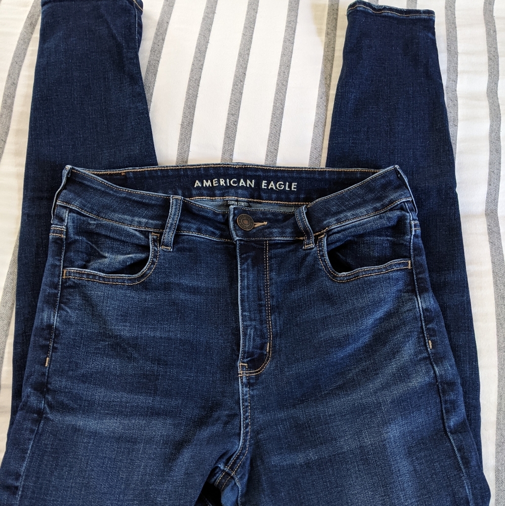 American Eagle Hi-Rise Jegging